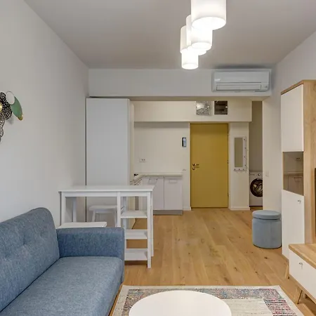 Bliss - Elegant And Cozy Lejlighed